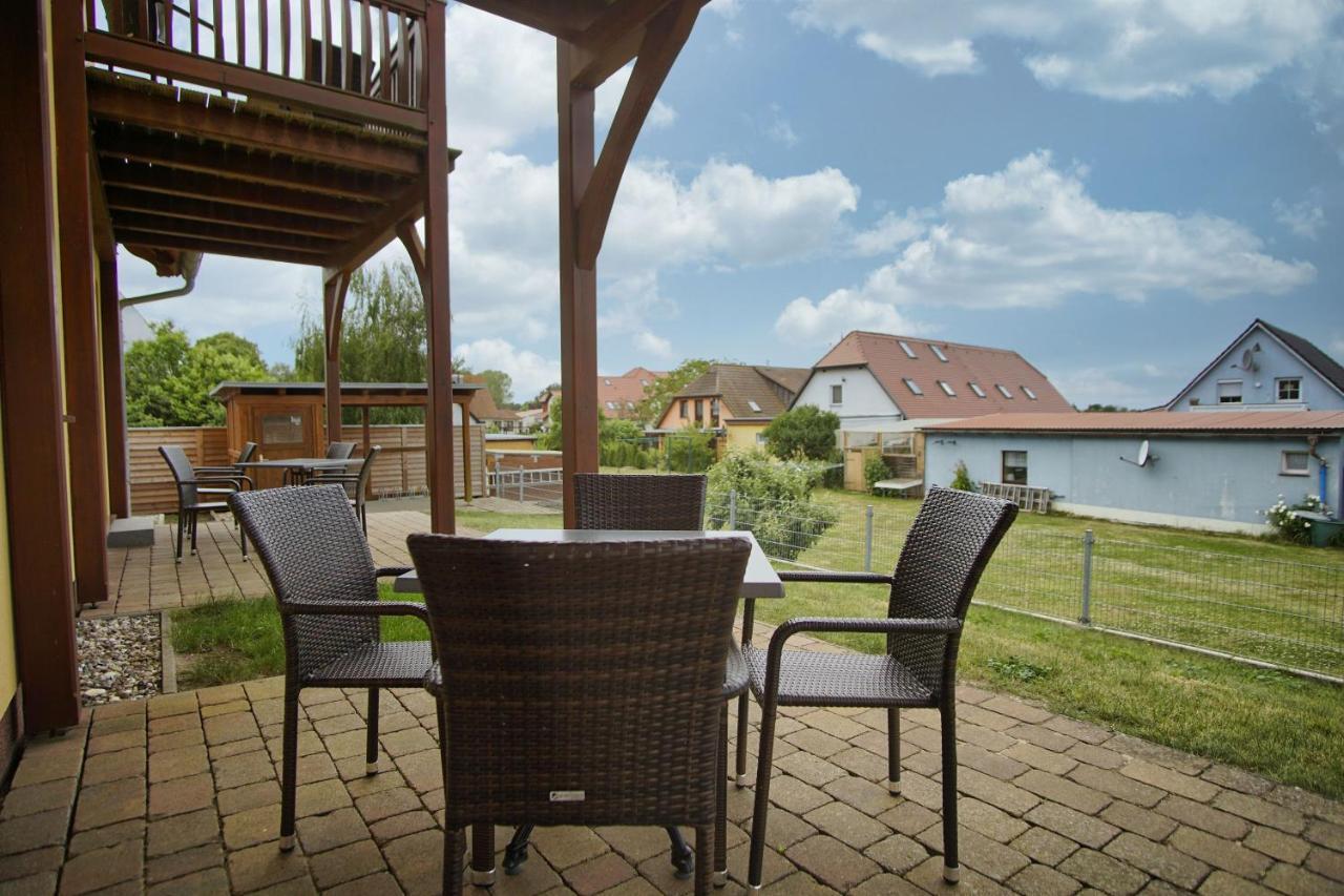 Schicke Fewo Mit Terrasse, Gratis Nutzung Vom Ahoi Erlebnisbad Und Sauna In Sellin - Haus De Niege Wech Fewo 02 Thiessow Exteriör bild