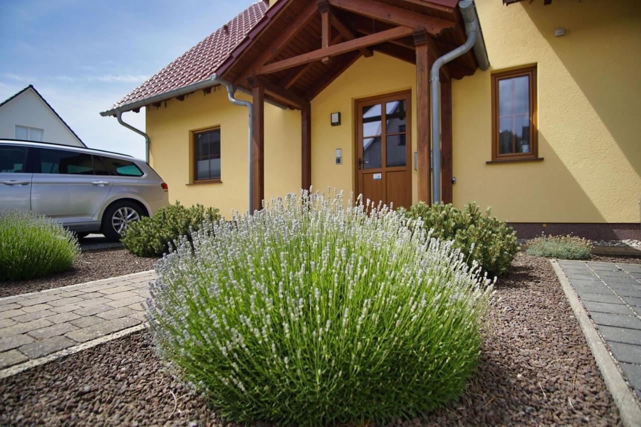 Schicke Fewo Mit Terrasse, Gratis Nutzung Vom Ahoi Erlebnisbad Und Sauna In Sellin - Haus De Niege Wech Fewo 02 Thiessow Exteriör bild